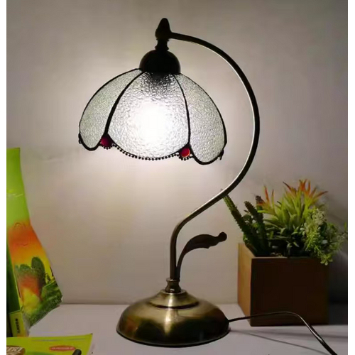 Majalis Tiffany table lamp - White